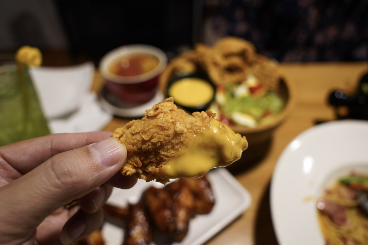 In My Home 義式小餐館用餐體驗非常好，餐點好吃，用料實在沒話說，燈光氣氛佈置讓人心情放鬆，整體環境舒適，很適合當作假日親子餐廳選擇，開車來的話對面仁愛公園剛好有停車場，非常好停車。