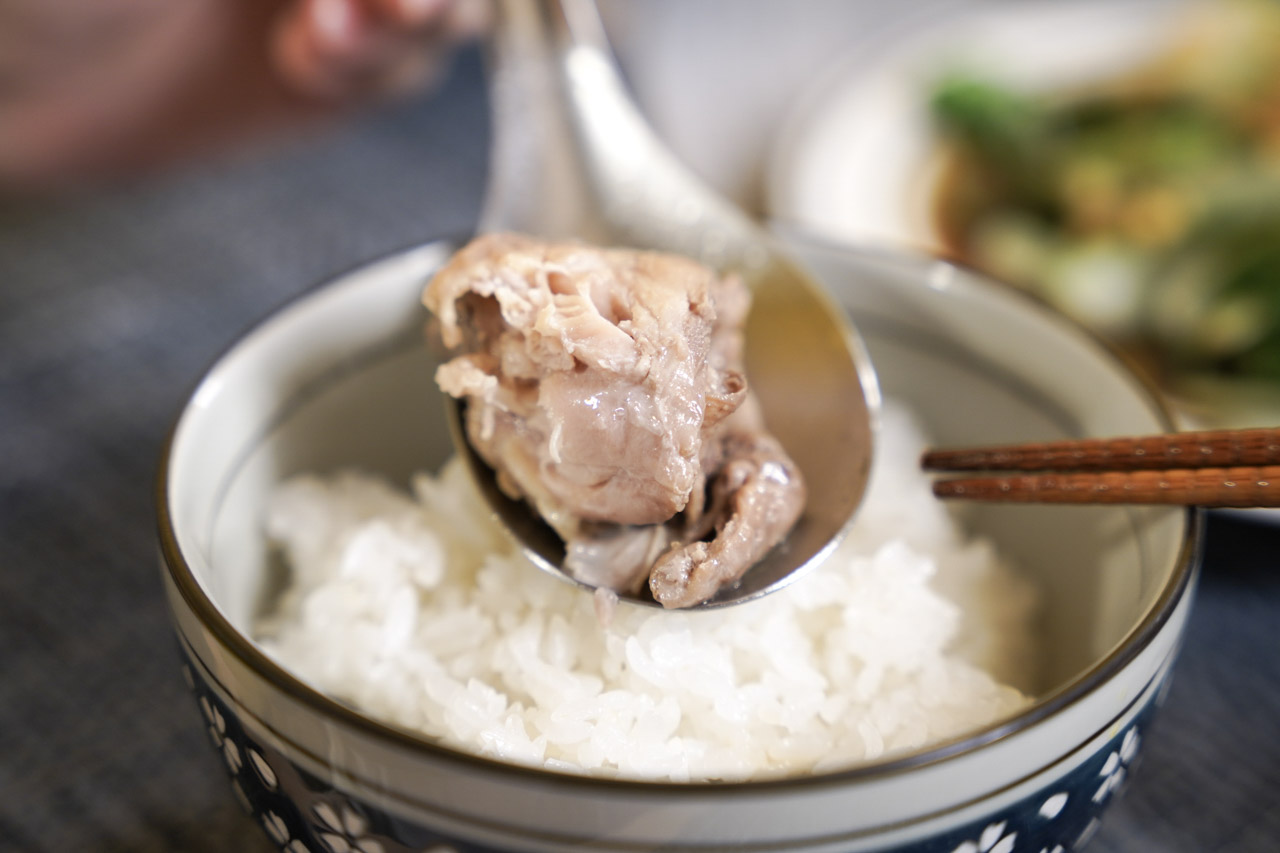 最近發現 樂煮 Let's Cook，有提供生鮮食材箱訂購服務，輕鬆完成樂煮餐，肚子的五臟廟要顧好顧滿，現在多了一項解決方案，只要提前訂購就可以在指定時間收到，裡面都是準備好的懶人料理包而且是食材原型，省去採購晚餐食材的時間，健康又安心。