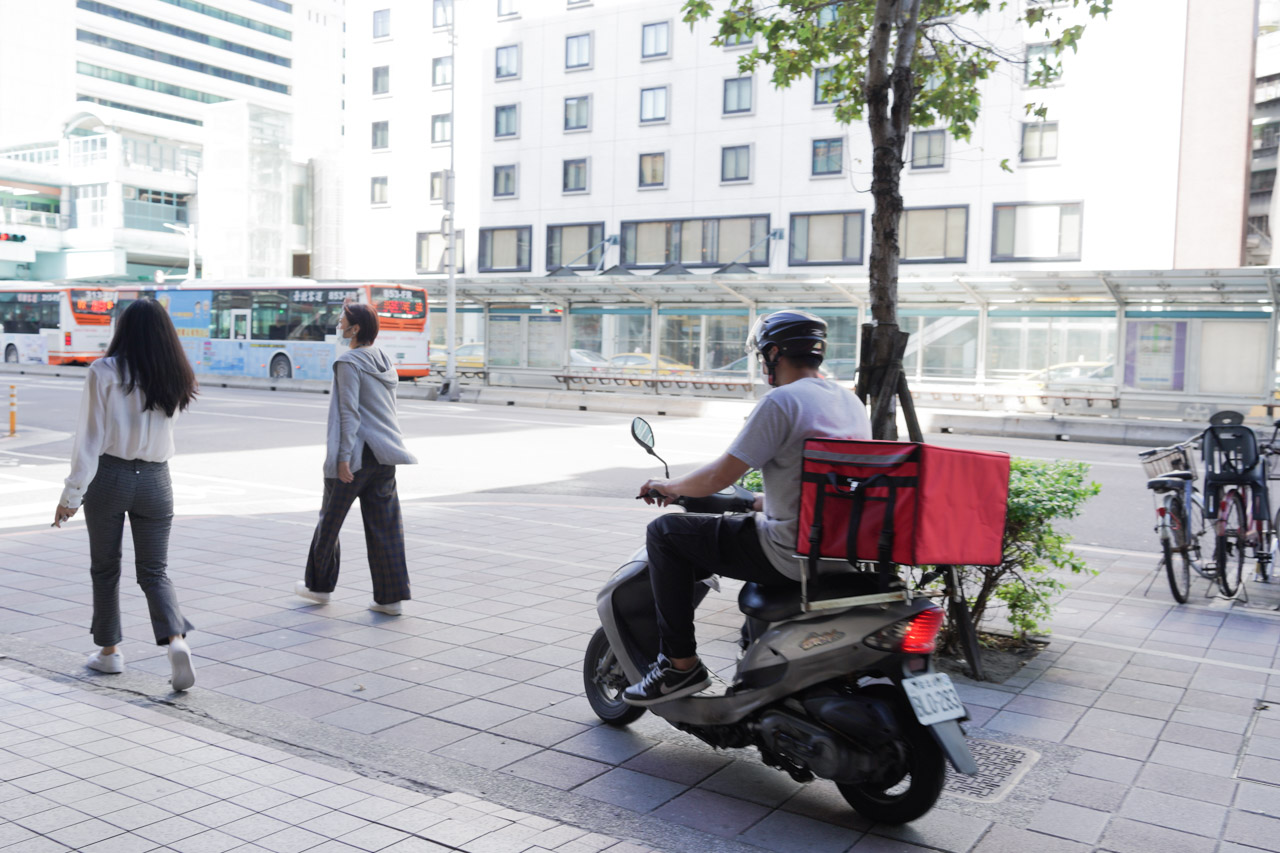 網路上大受好評的訂便當系統「家常範低GI私廚」低卡舒食健康餐盒，來個無麩質餐點健康舒肥餐也不錯！