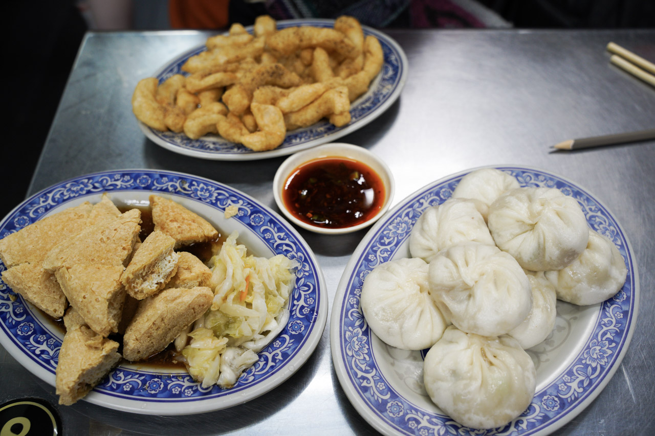 湳雅夜市推薦美食-板橋小籠包01