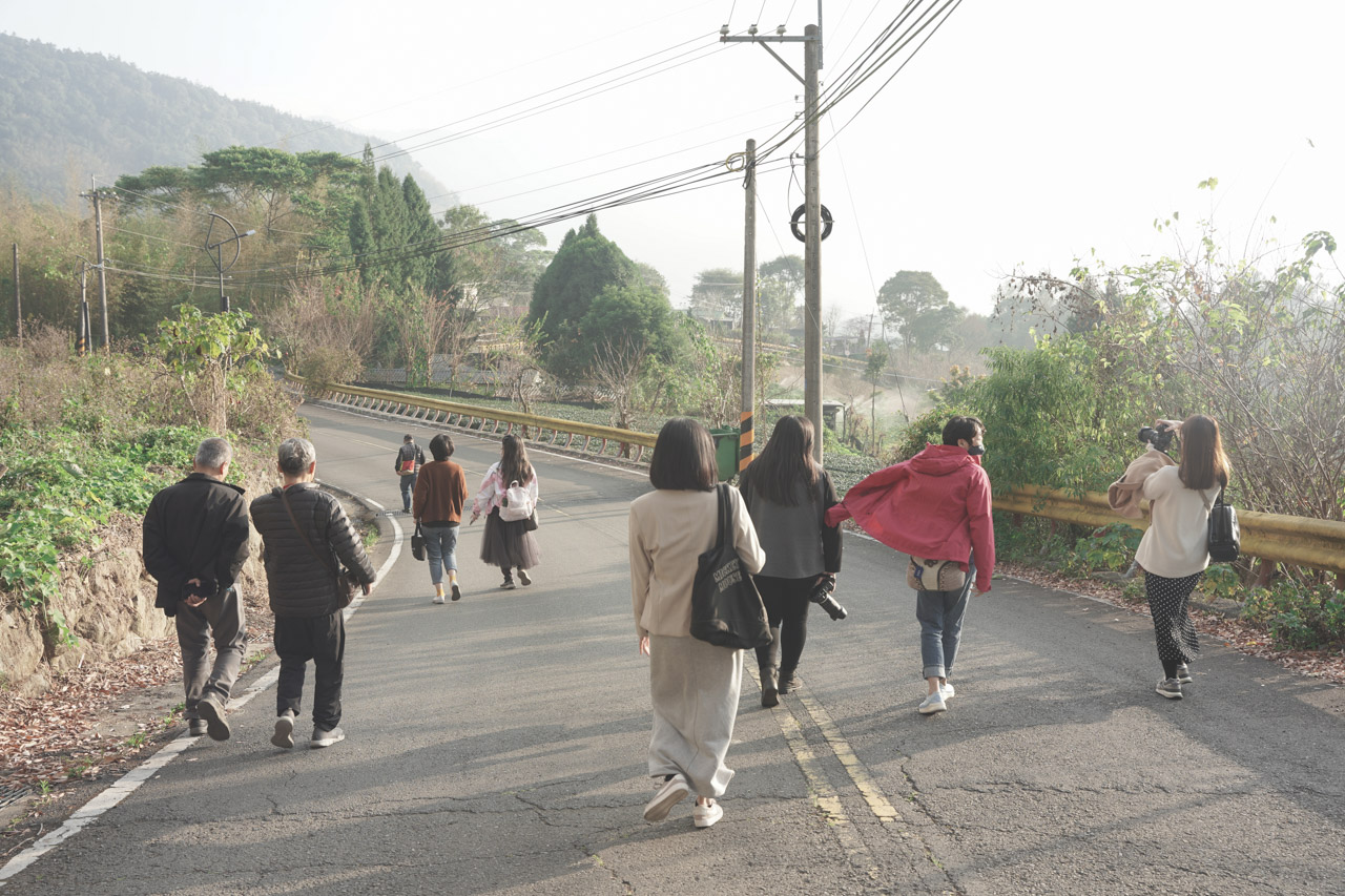 這次嘉義阿里山咖啡莊園之旅，我們在鄒族的樂野部落吃喝玩樂，也吸收到更多咖啡知識，久久沒有拋開工作遠離都市來趟輕旅行，如果大家跟我一樣喜愛咖啡，那推薦利用週末2天1夜的時間安排一趟台灣咖啡莊園知性之旅。