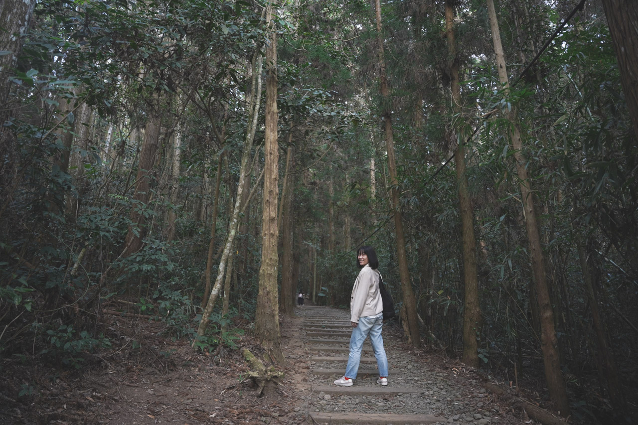 這次嘉義阿里山咖啡莊園之旅，我們在鄒族的樂野部落吃喝玩樂，也吸收到更多咖啡知識，久久沒有拋開工作遠離都市來趟輕旅行，如果大家跟我一樣喜愛咖啡，那推薦利用週末2天1夜的時間安排一趟台灣咖啡莊園知性之旅。